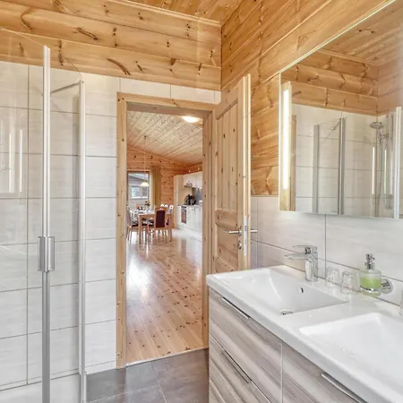 3 Bedroom In